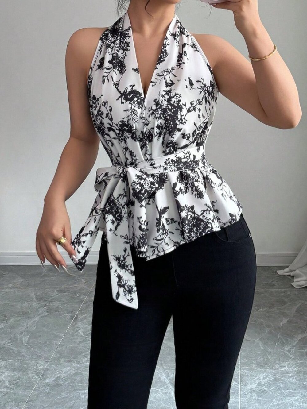 Black And White Boho Women's Ink Printed Sleeveless Chic Top